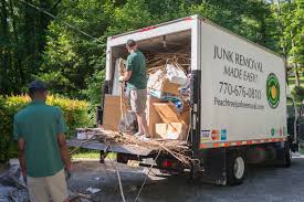 Best Moving and Downsizing Cleanouts  in Dinuba, CA